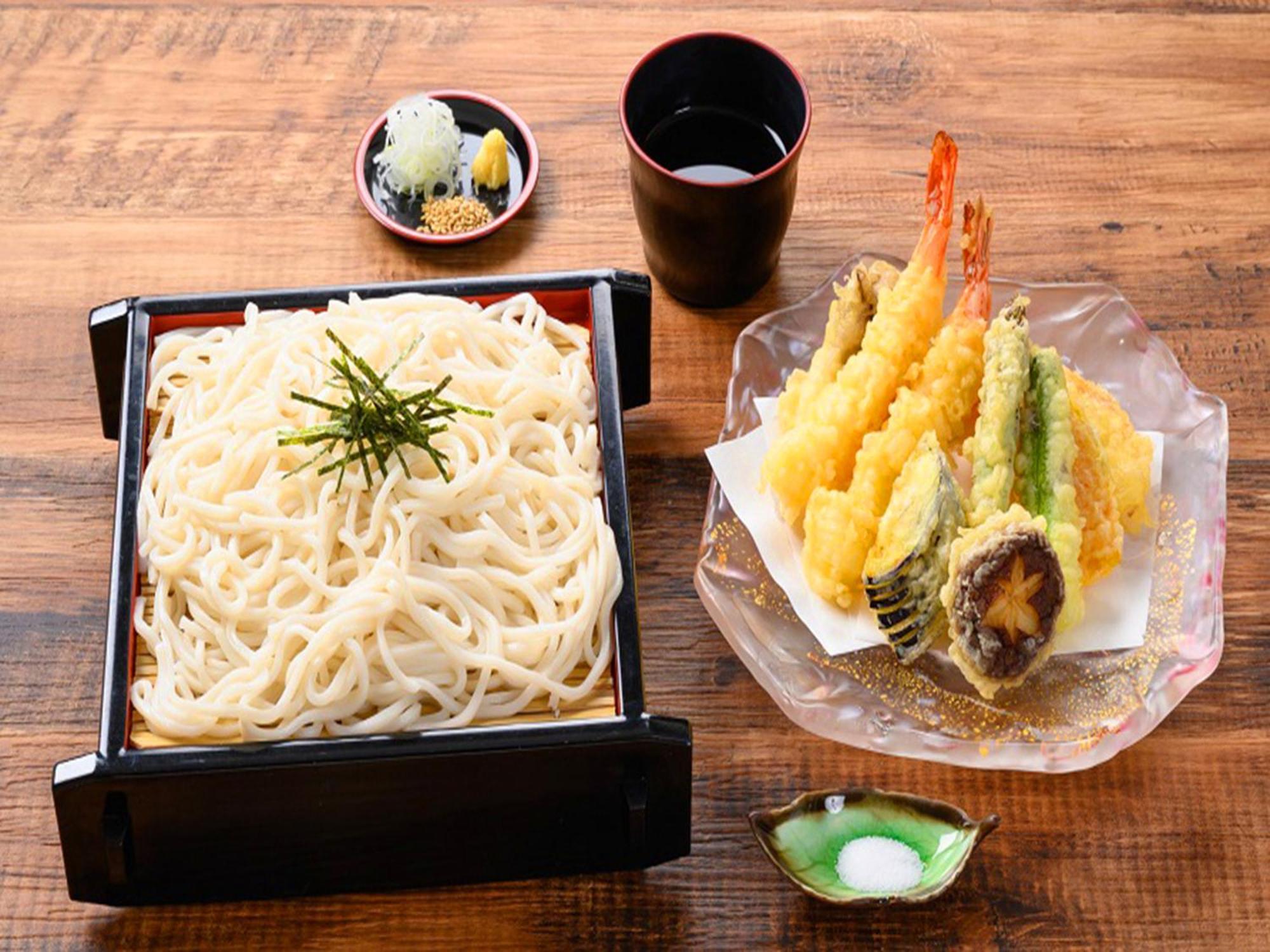 Shin Furano Prince Hotel Exterior photo Udon