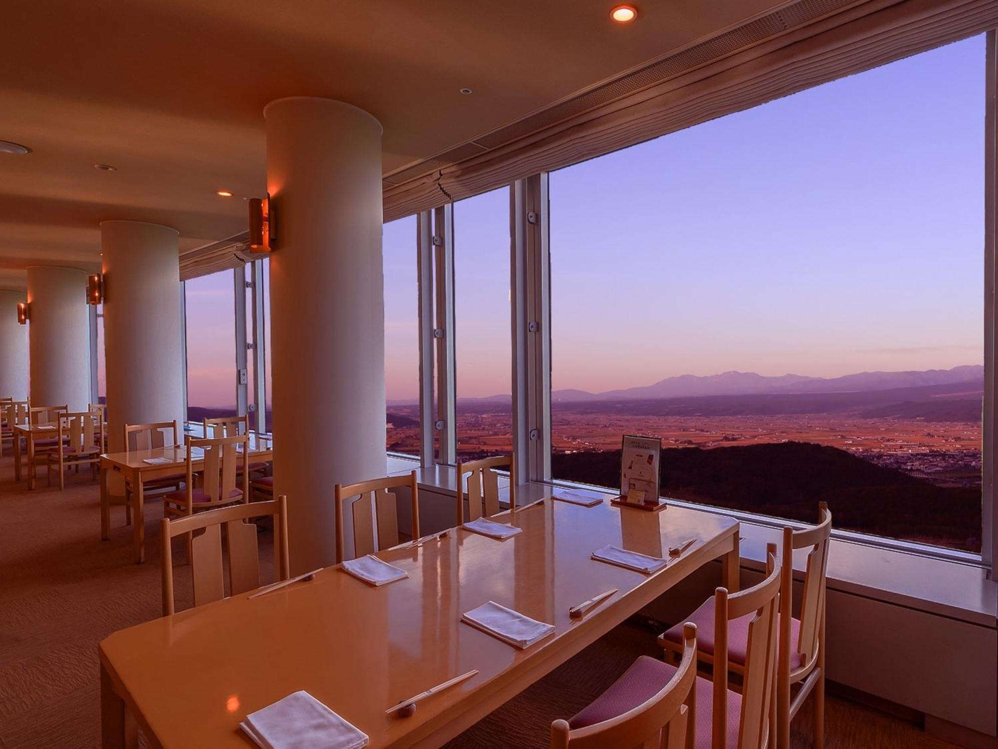 Shin Furano Prince Hotel Exterior photo Restaurant